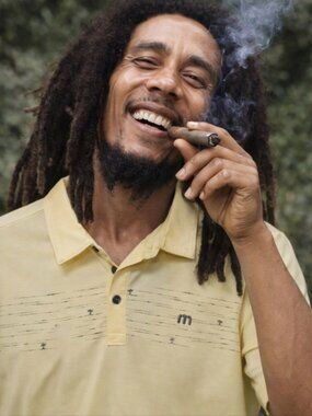 Travis Mathew Yellow Polo Shirt Size Small NWT‎